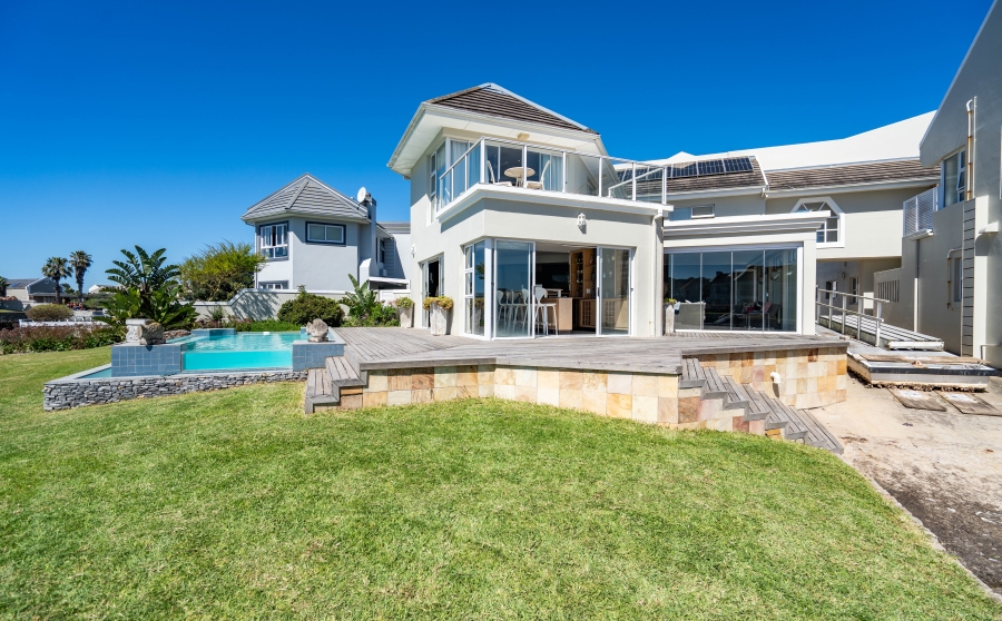 7 Bedroom Property for Sale in Royal Alfred Marina Eastern Cape